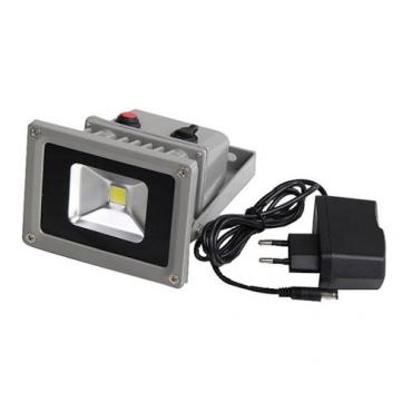 Foco LED con batería 10W